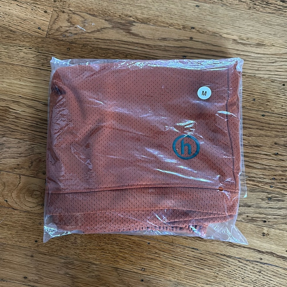 Hidden NY - Basketball Mesh Shorts Embroidered - Orange - Size Medium